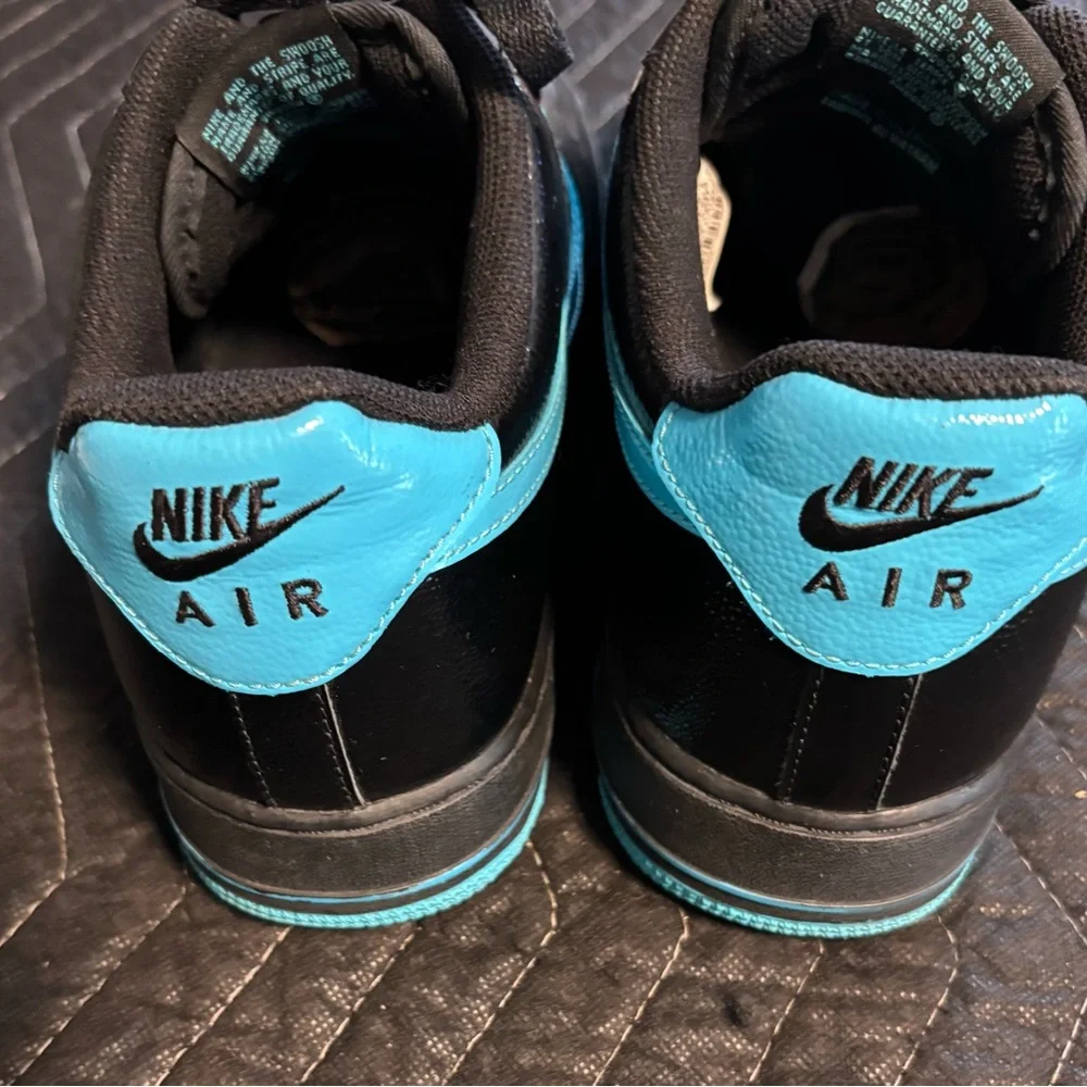 Vintage Nike Air Force 1 Men's Black and Aqua Sneakers